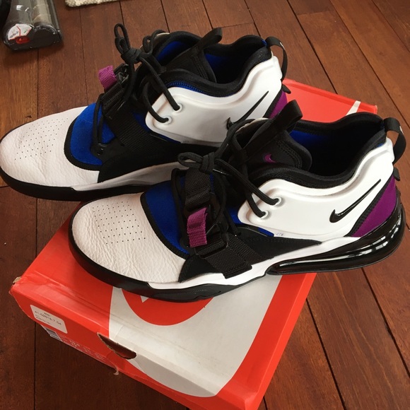 Nike Air Force 270 AH6772-101 men’s size 10.5 - Picture 4 of 4